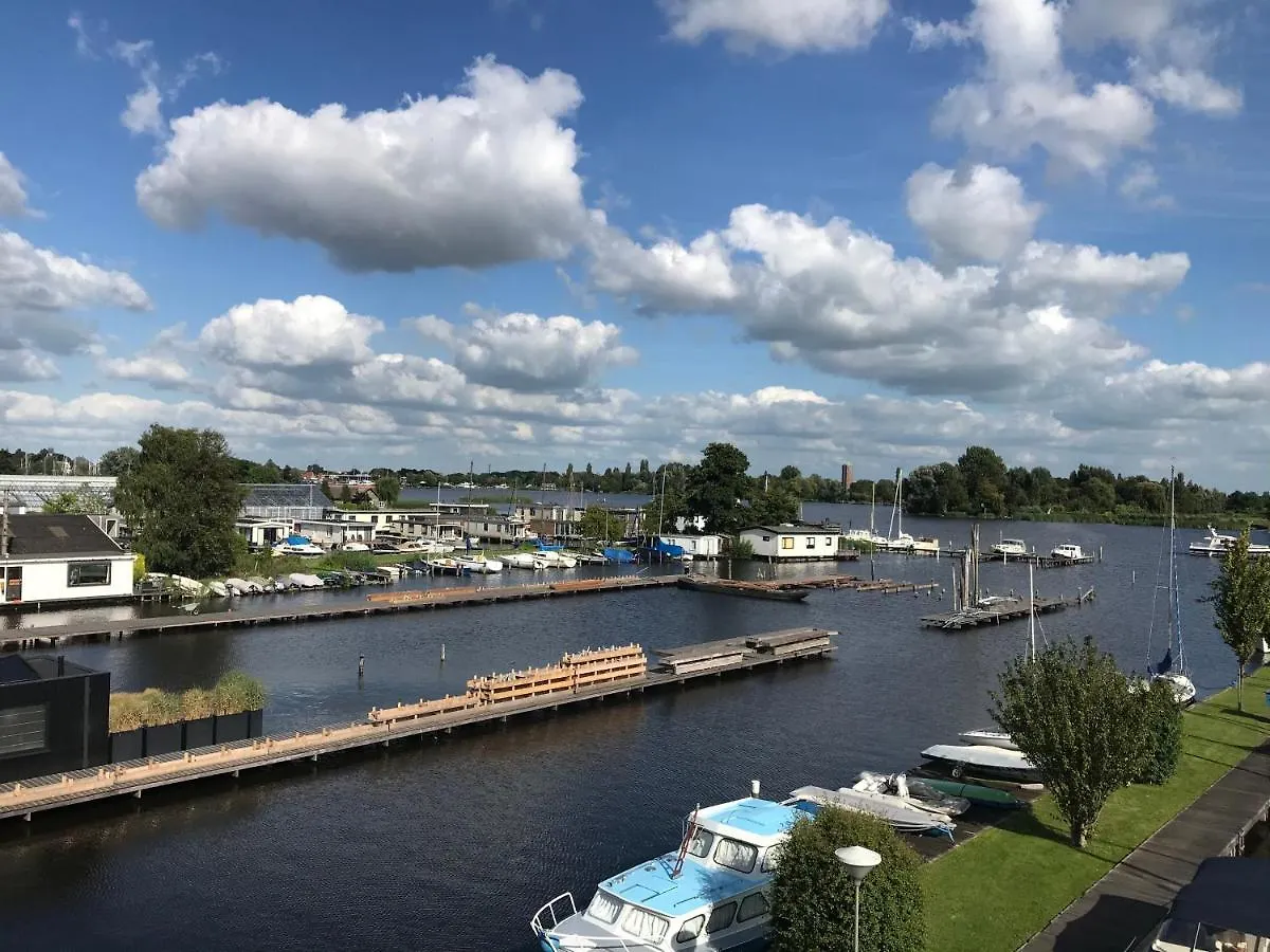 Holiday home The Boathouse With Boat Villa Aalsmeer
